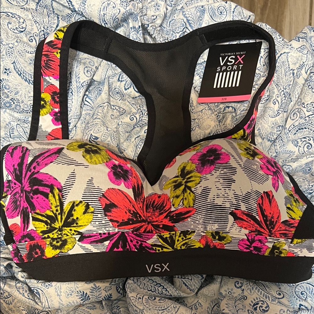 Victoria’s Secret Women's Sports Bra